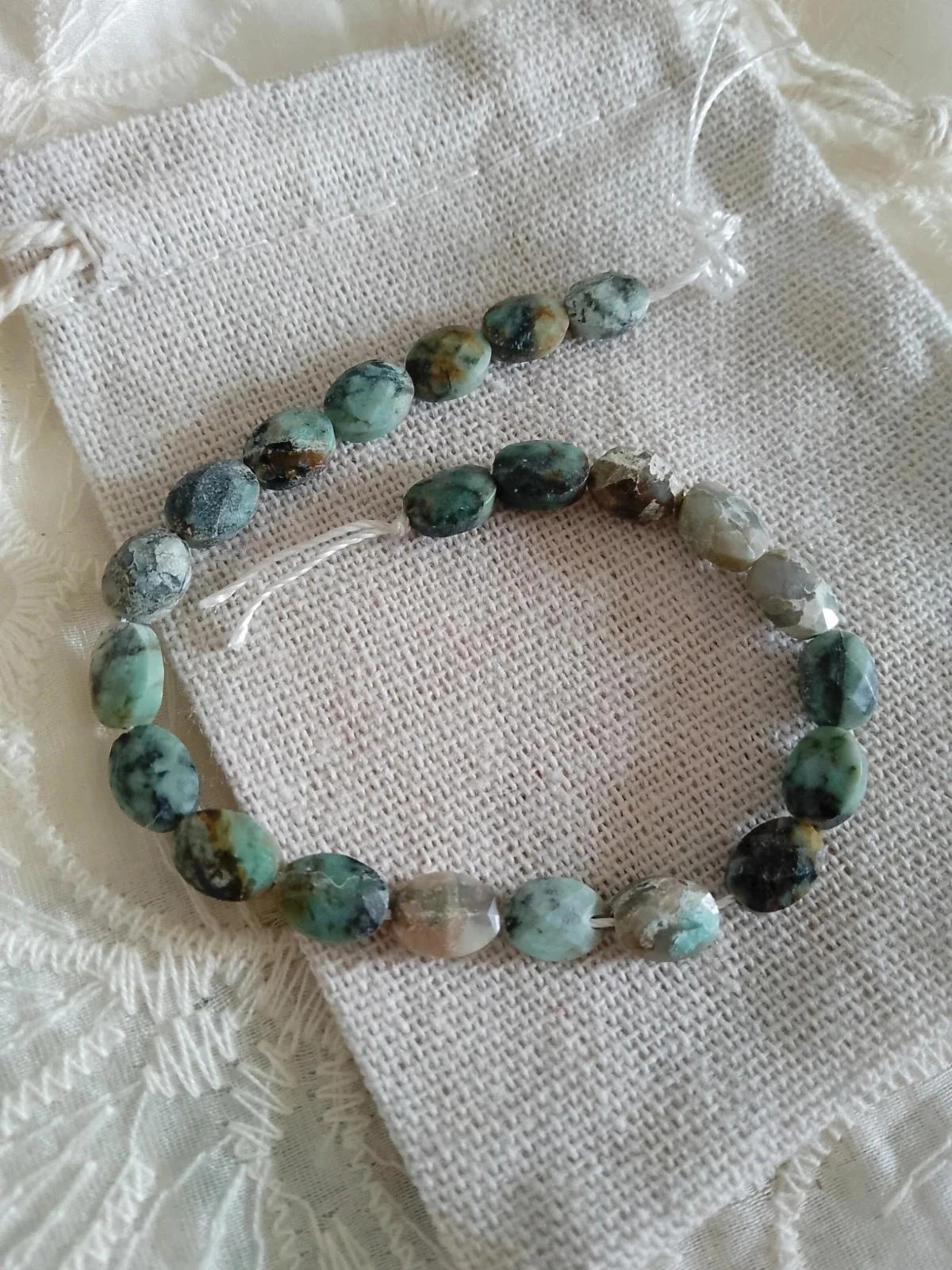 Lot de perles de pierres turquoise africaine – photo 3